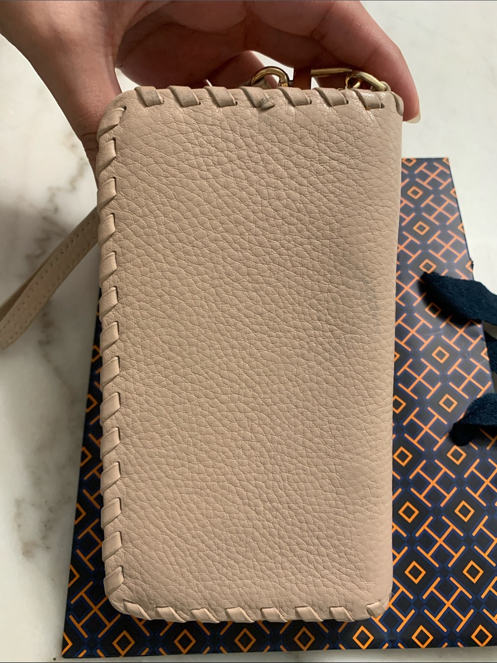Tory Burch Blush Pink Pebbled Leather Wristlet - Picture 6 of 8
